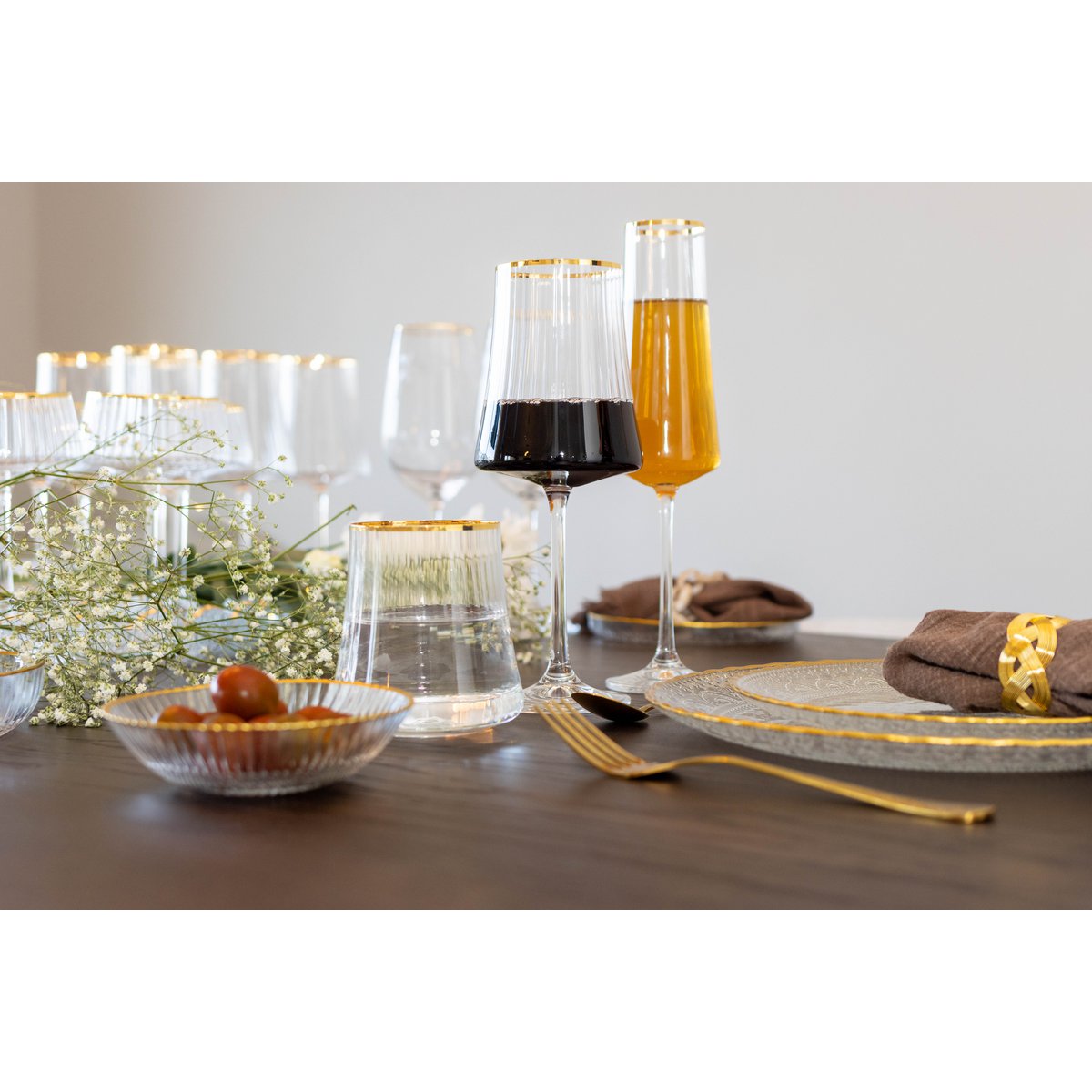 Champagne Flutes with Gilded Rim glass luxury toast glasses
