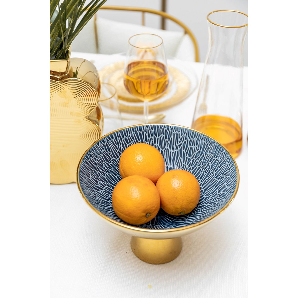 Stilvolle Keramik-Obstschale in Gold und Blau – the cozy vibe