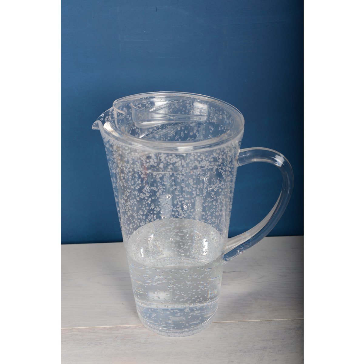 Acrylic bubble carafe - CozyVibe.eu