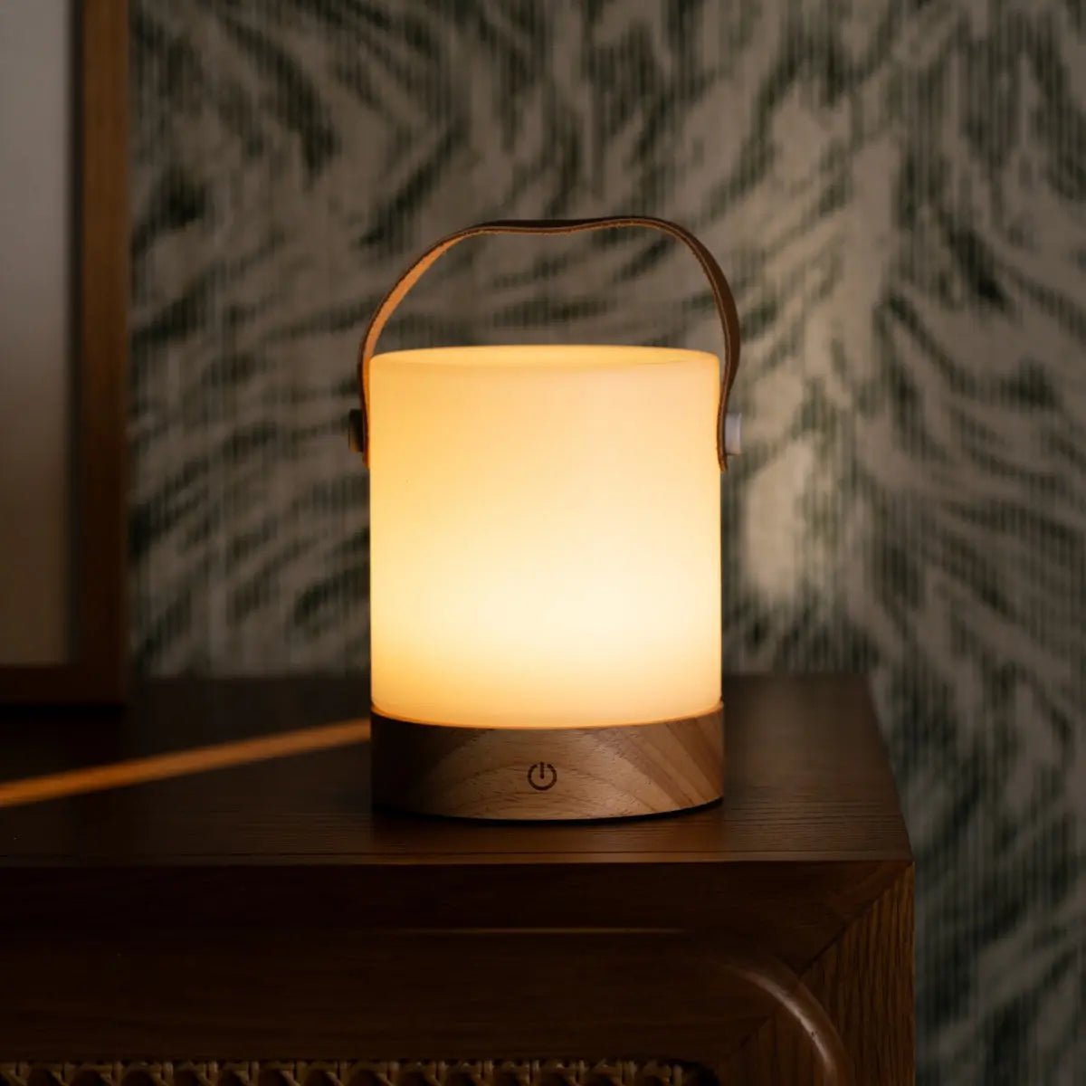 Avery rechargeable table lamp with cordless and dimmable design