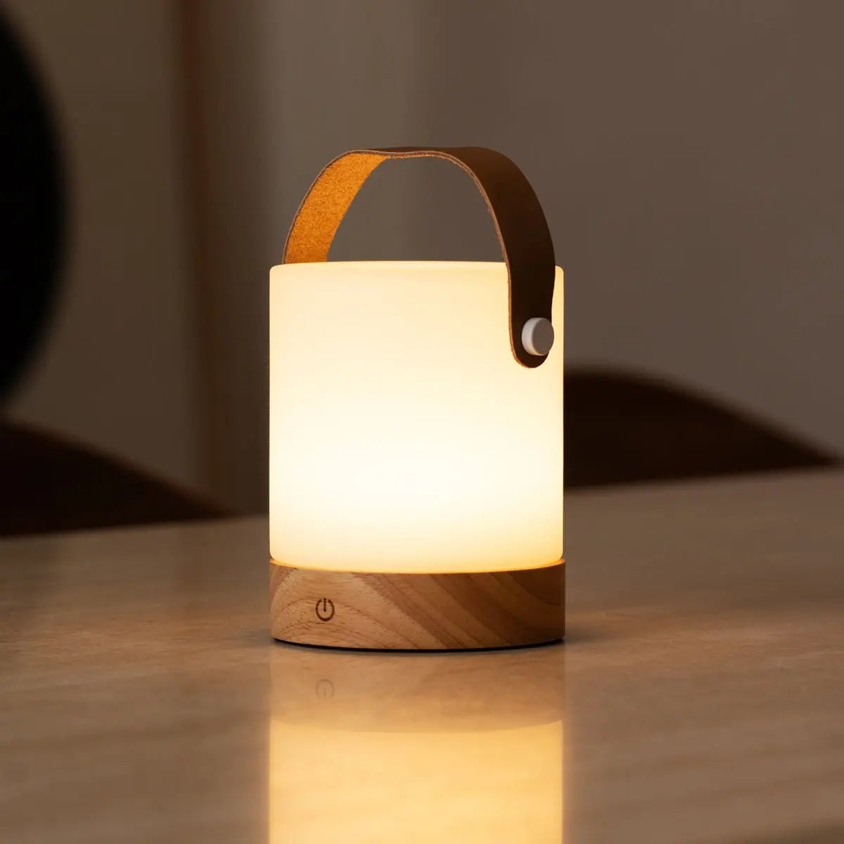 Avery Lamp – Rechargeable Table Light, Cordless & Dimmable - CozyVibe.eu