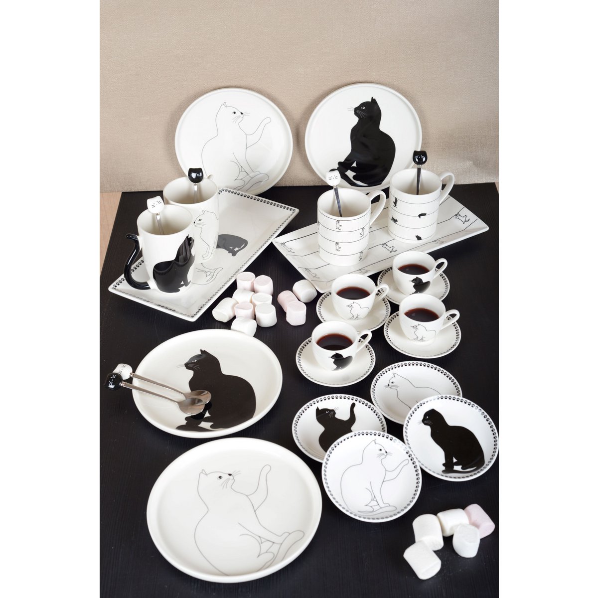 Cute cat-themed ceramic coffee cups with saucers, ideal for home decoration and tableware | CozyVibe

