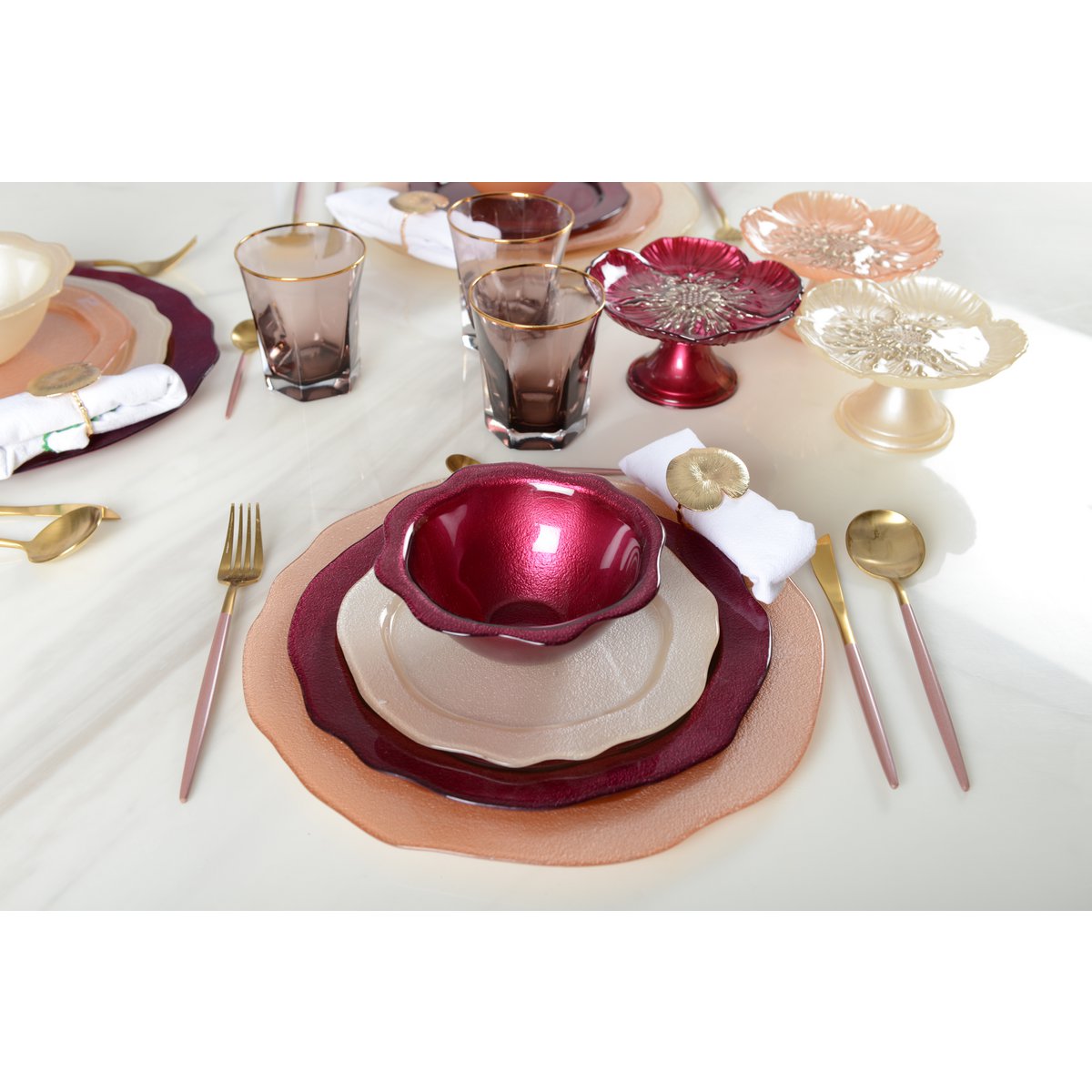 Fuchsiafarbene Suppenschale – CozyVibe.eu