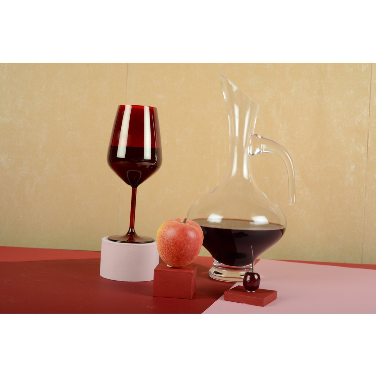 Transparenter Servierkrug aus Glas mit Griff als Küchenaccessoire | CozyVibe
