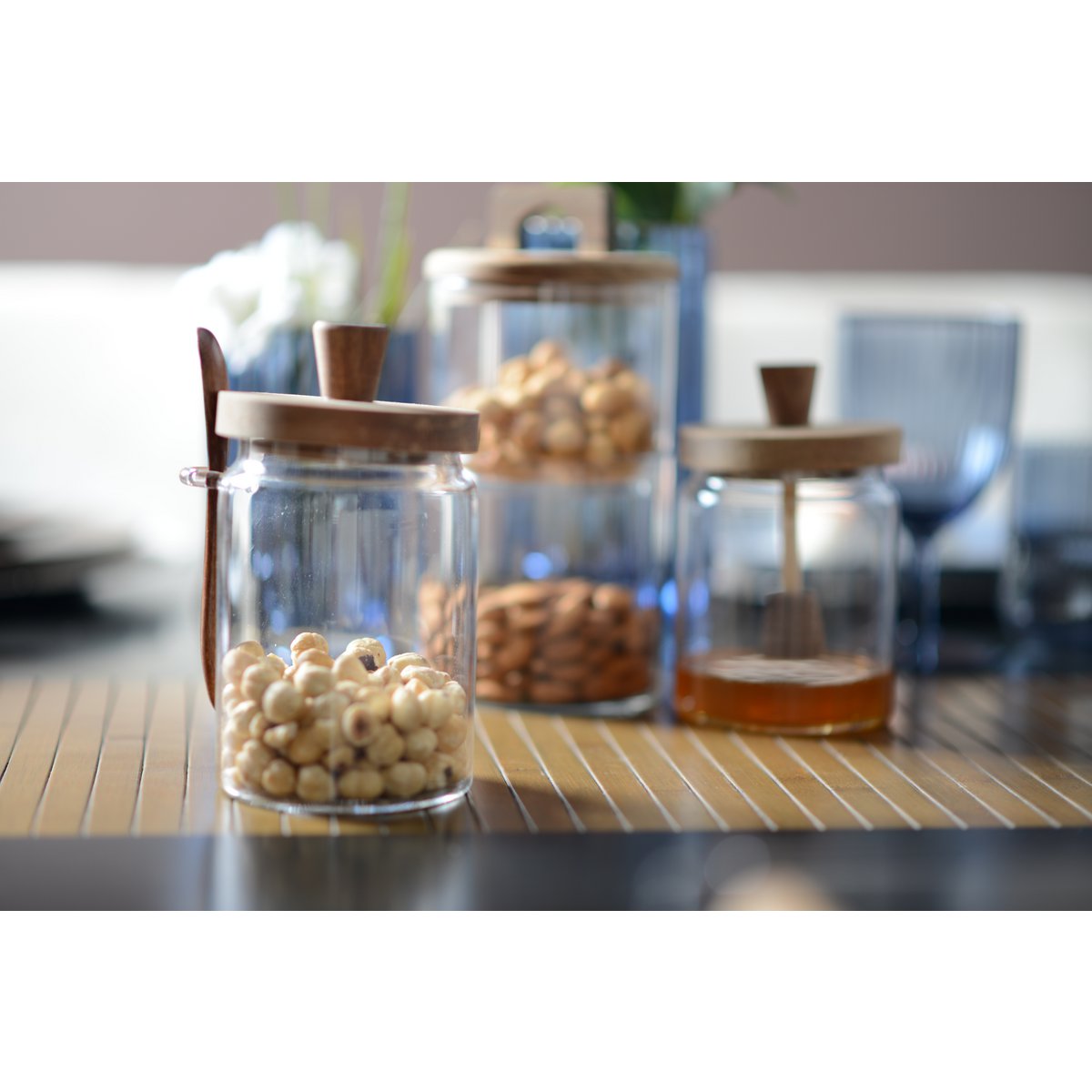 Zuckerdose aus Glas mit Holzdeckel und Löffel – elegante Aufbewahrung – CozyVibe.eu