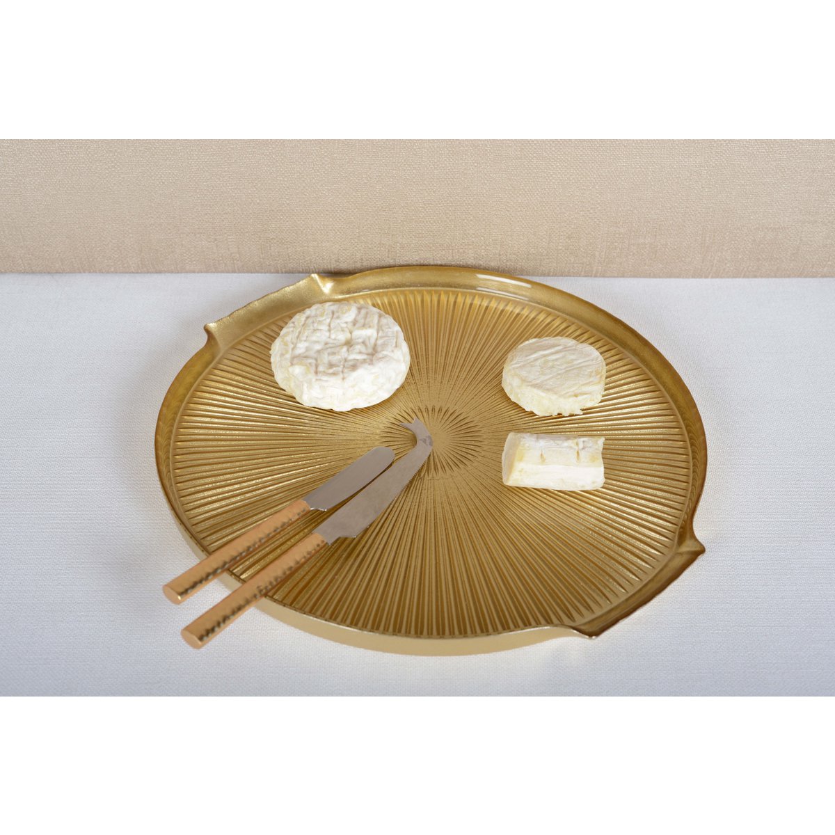 Gold Glass Serving Tray – Perfect for Cheese and Appetizers - CozyVibe.eu