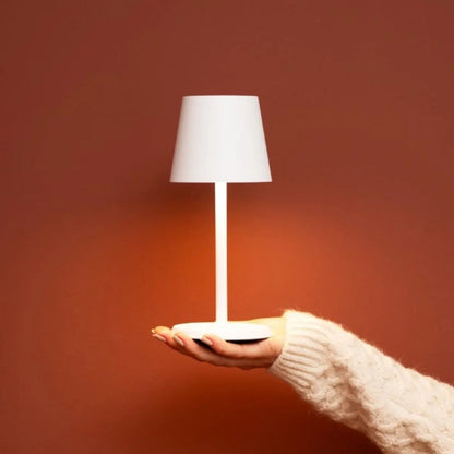 Cordless James lamp with warm dimmable light, rechargeable model