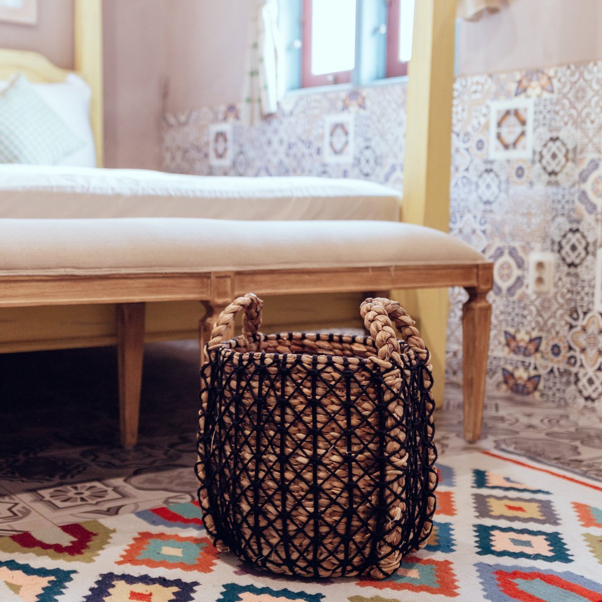 Handwoven PRAYA laundry basket for cozy home décor by CozyVibe

