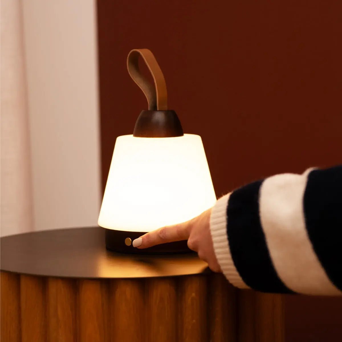 Modern dark brown rechargeable table lamp with dimmer