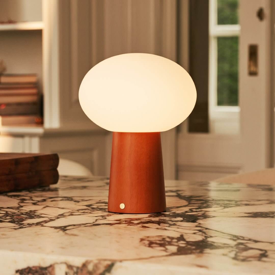 Max Chestnut – Wooden Lamp | Rechargeable & Stylish Lighting - CozyVibe.eu