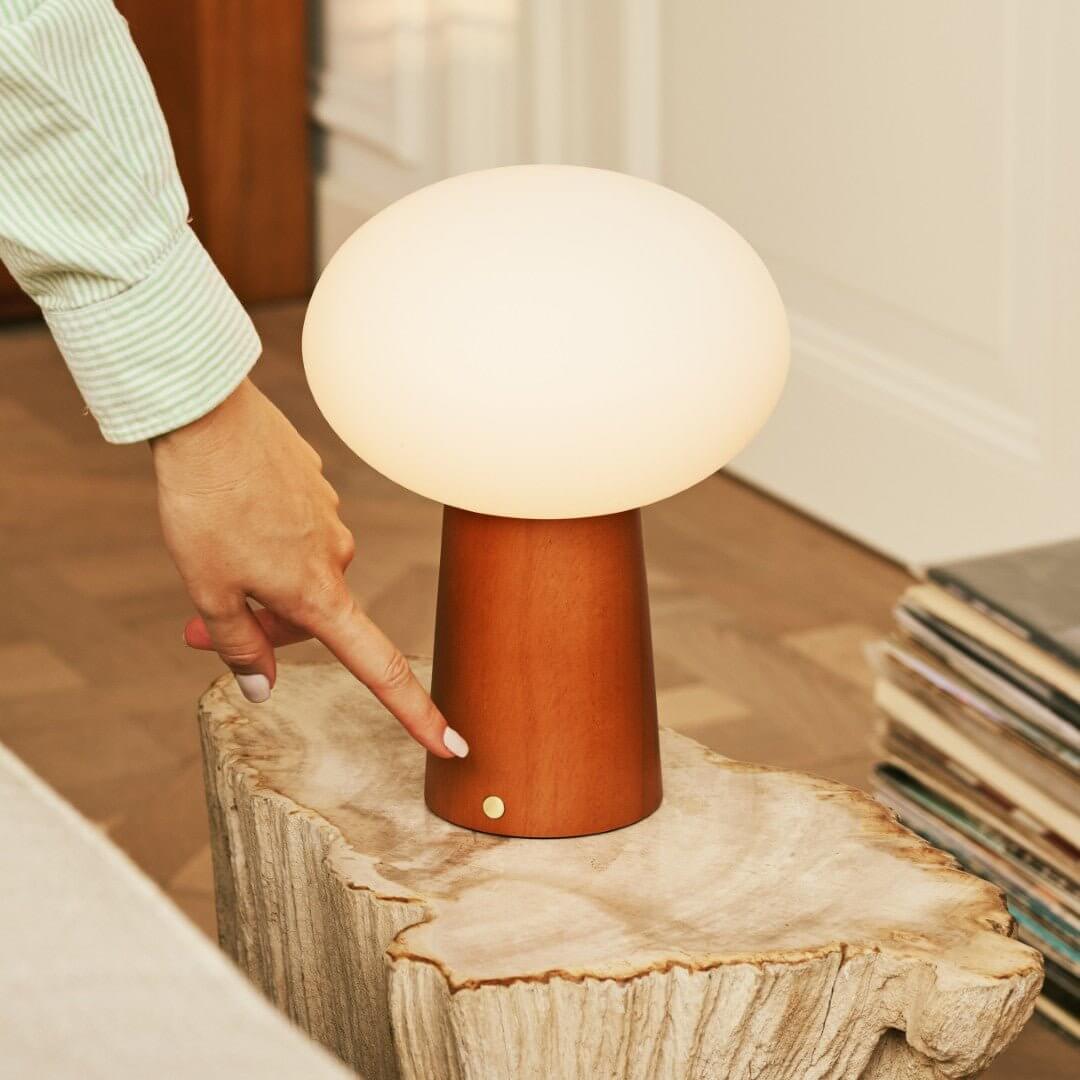 Max Chestnut – Wooden Lamp | Rechargeable & Stylish Lighting - CozyVibe.eu