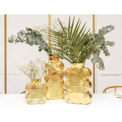 Medium golden vase 16.5x7x25cm - CozyVibe.eu