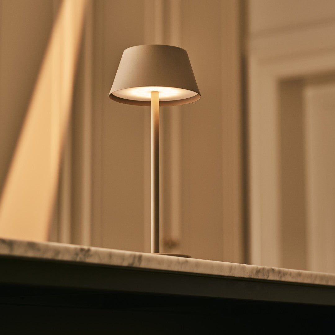 Milou Tischleuchte – kabellos und wiederaufladbar mit 3 Lichtmodi – CozyVibe.eu