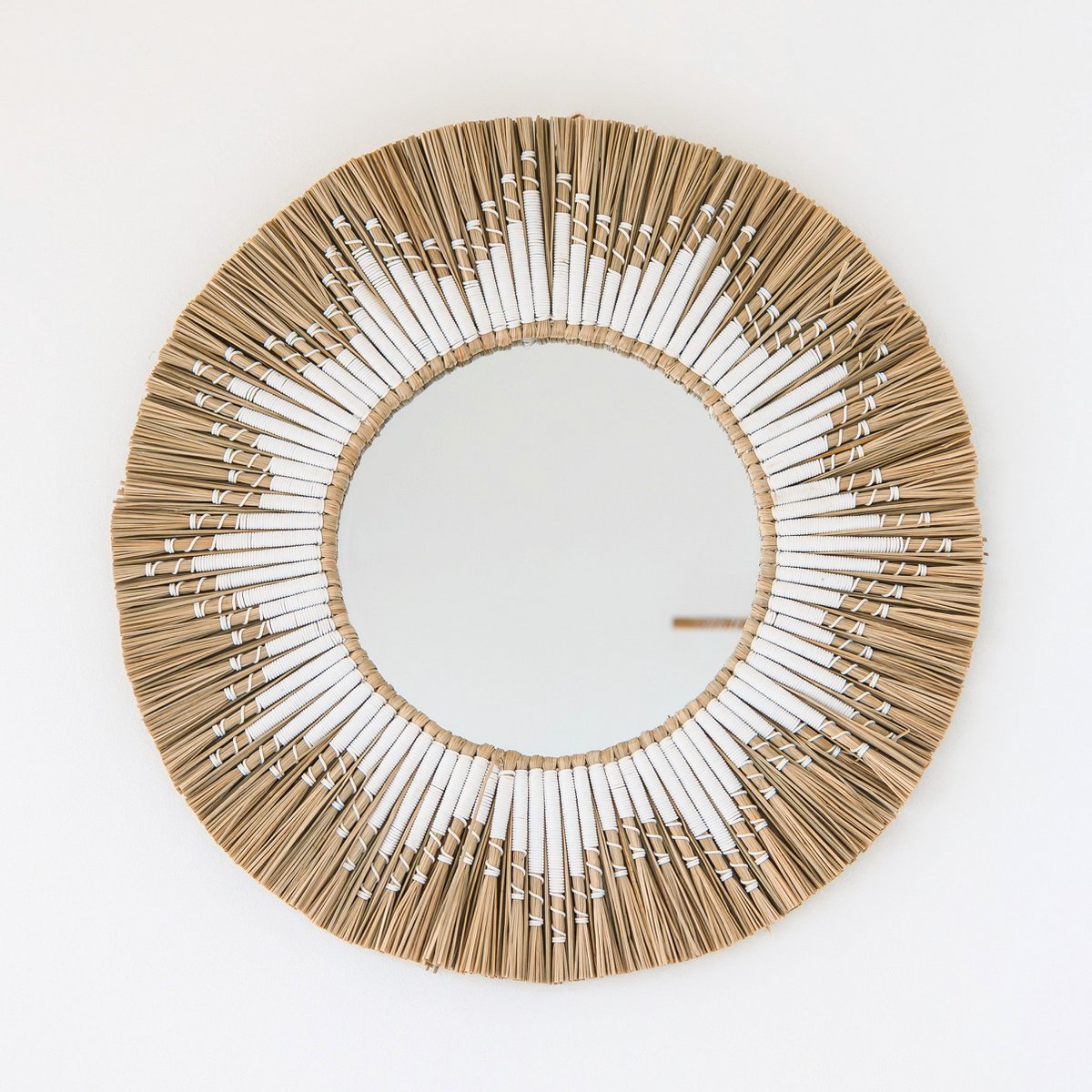 RANDU runder Seegras-Wandspiegel – Boho-Hängespiegel, Ø60 cm – CozyVibe.eu