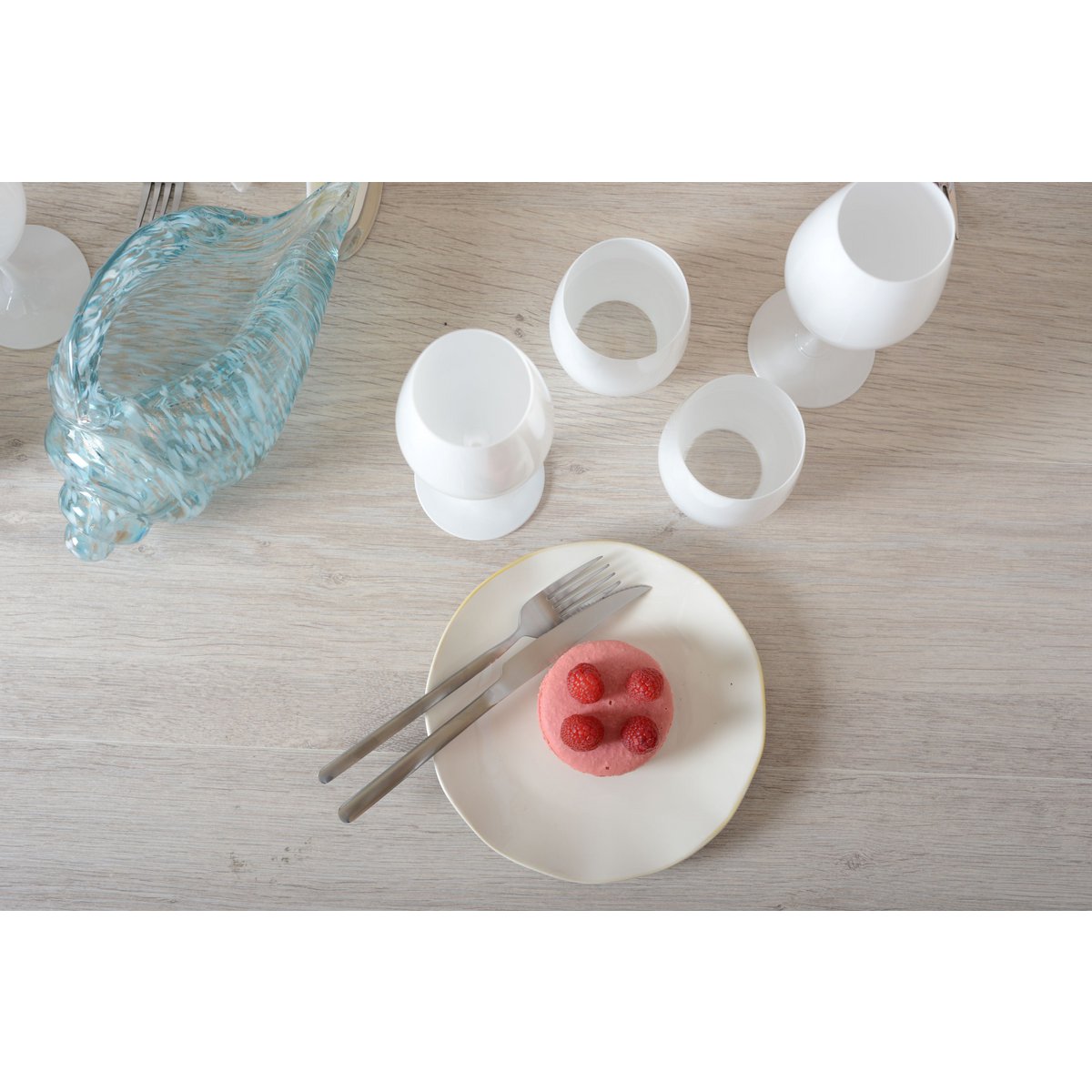 Weißer Dessertteller Rosa, 20x20x2cm – CozyVibe.eu