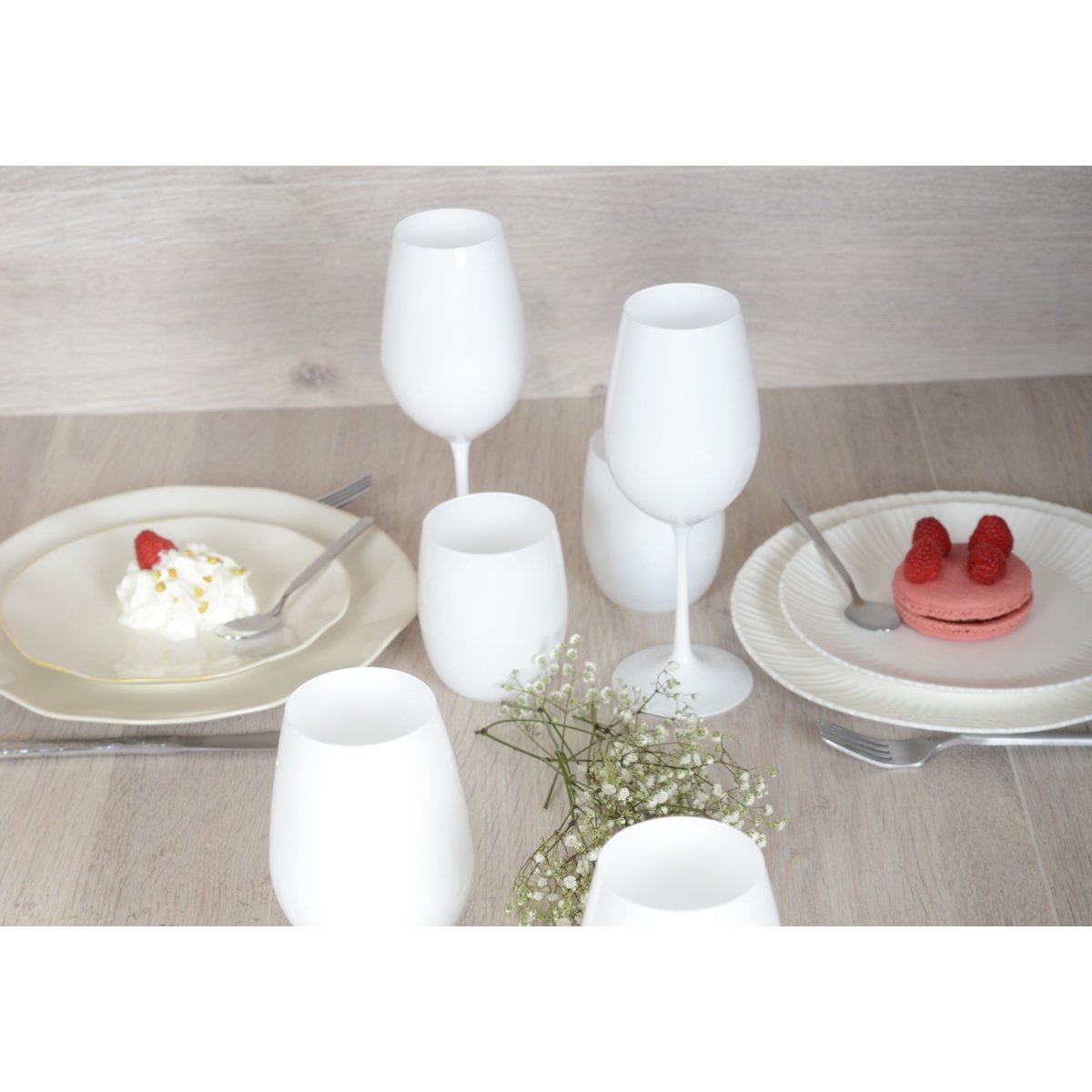Weißer Dessertteller Rosa, 20x20x2cm – CozyVibe.eu