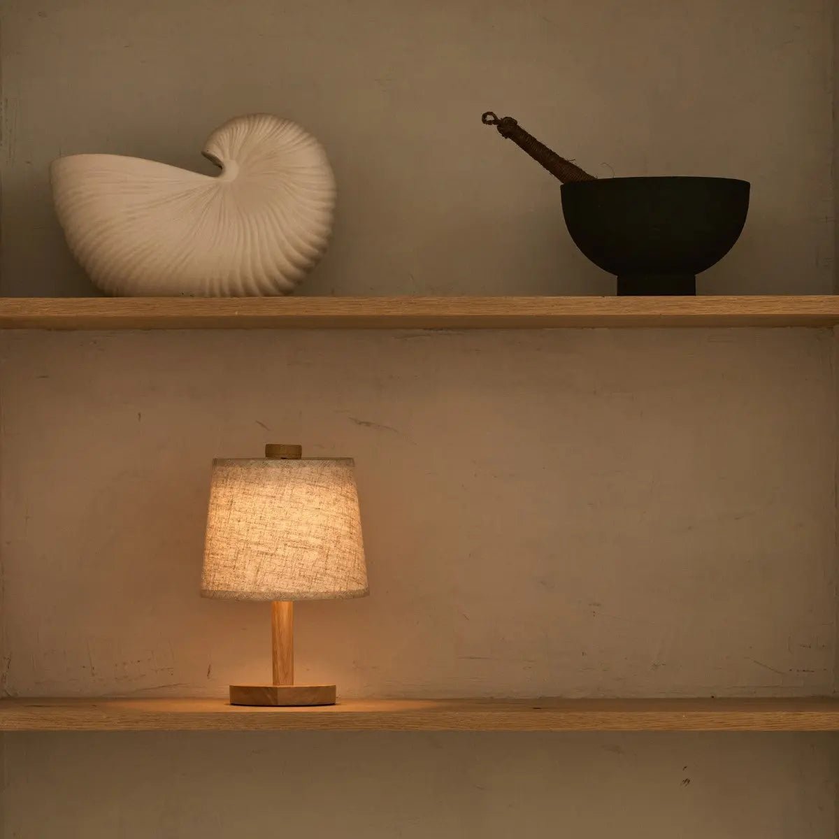 Rover Light Brown Wooden Lamp – Cordless Dimmable Warm Lighting - CozyVibe.eu