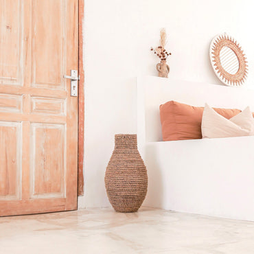Sakra Woven Boho Vase – Banana Fibre & Raffia Decor Piece - CozyVibe.eu