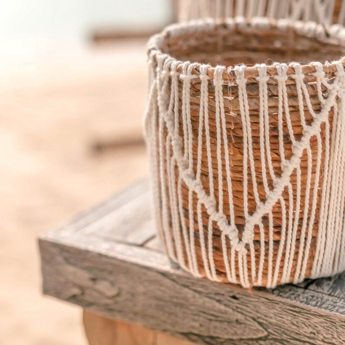 Small Seagrass Basket ORIS | Round Flower Basket | Woven Boho Basket | Plant Basket | Planter | Macrame Basket - CozyVibe.eu