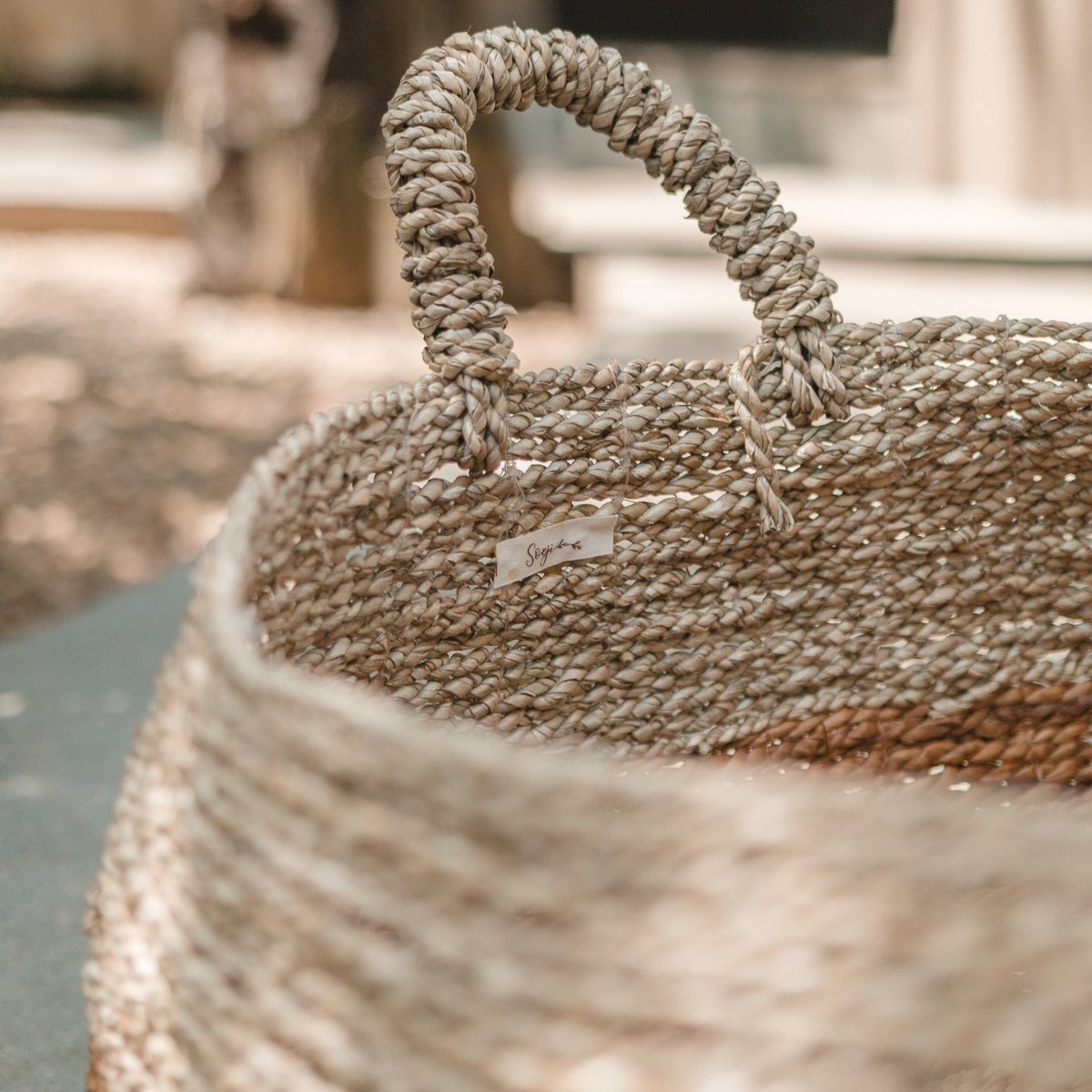 Natural fibre basket for cozy home décor by CozyVibe

