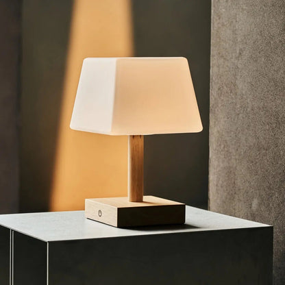Tommy Light Brown – Wooden Table Lamp | Rechargeable & Dimmable - CozyVibe.eu