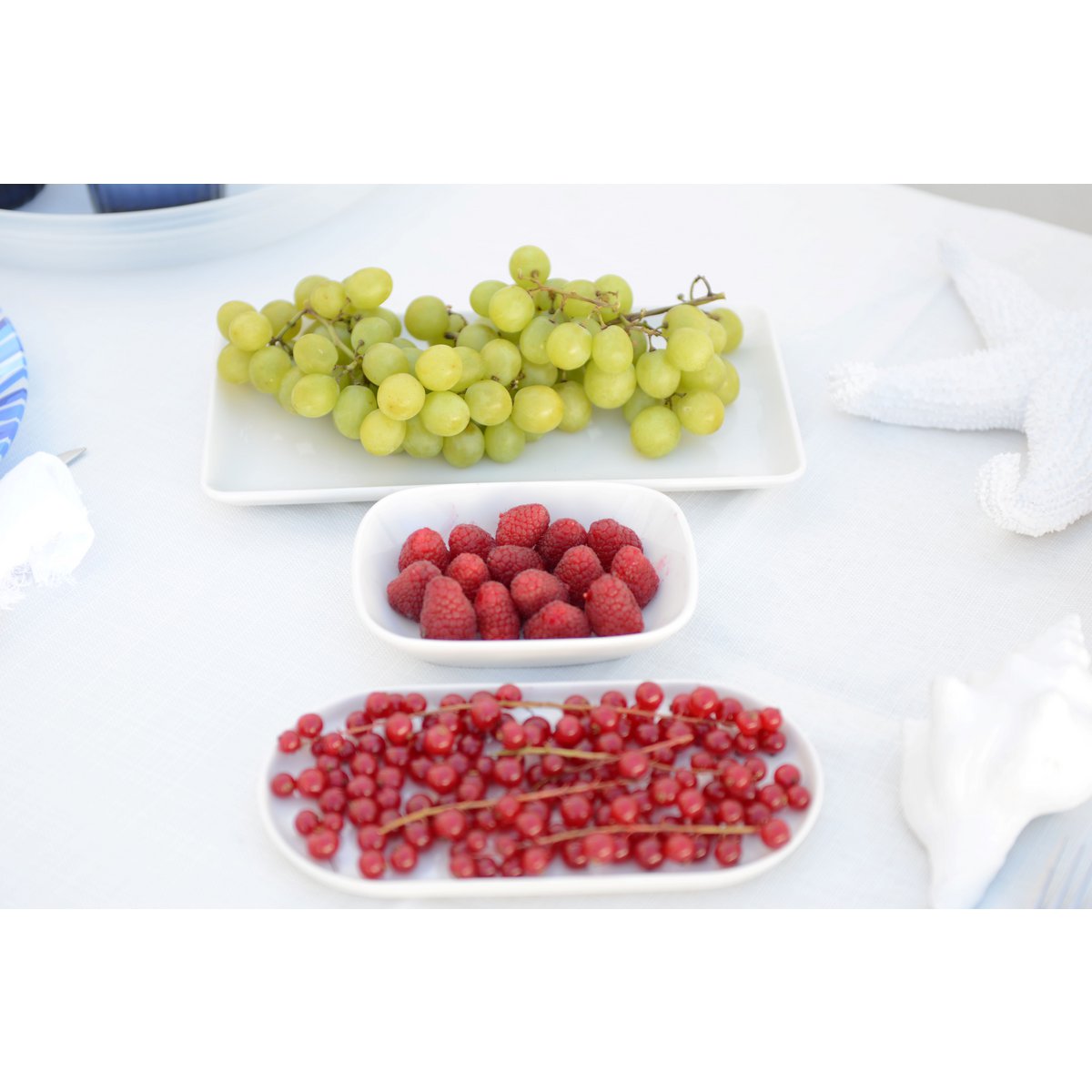 White Porcelain Serving Platter – Elegant Rectangular Dish - CozyVibe.eu