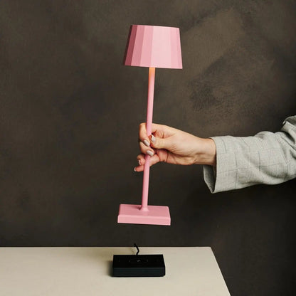 Wouter Flamingo Pink – Rechargeable Lamp | Modern Dimmable Lighting - CozyVibe.eu