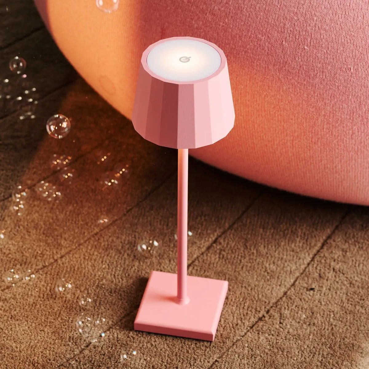 Wouter Flamingo Pink – Rechargeable Lamp | Modern Dimmable Lighting - CozyVibe.eu