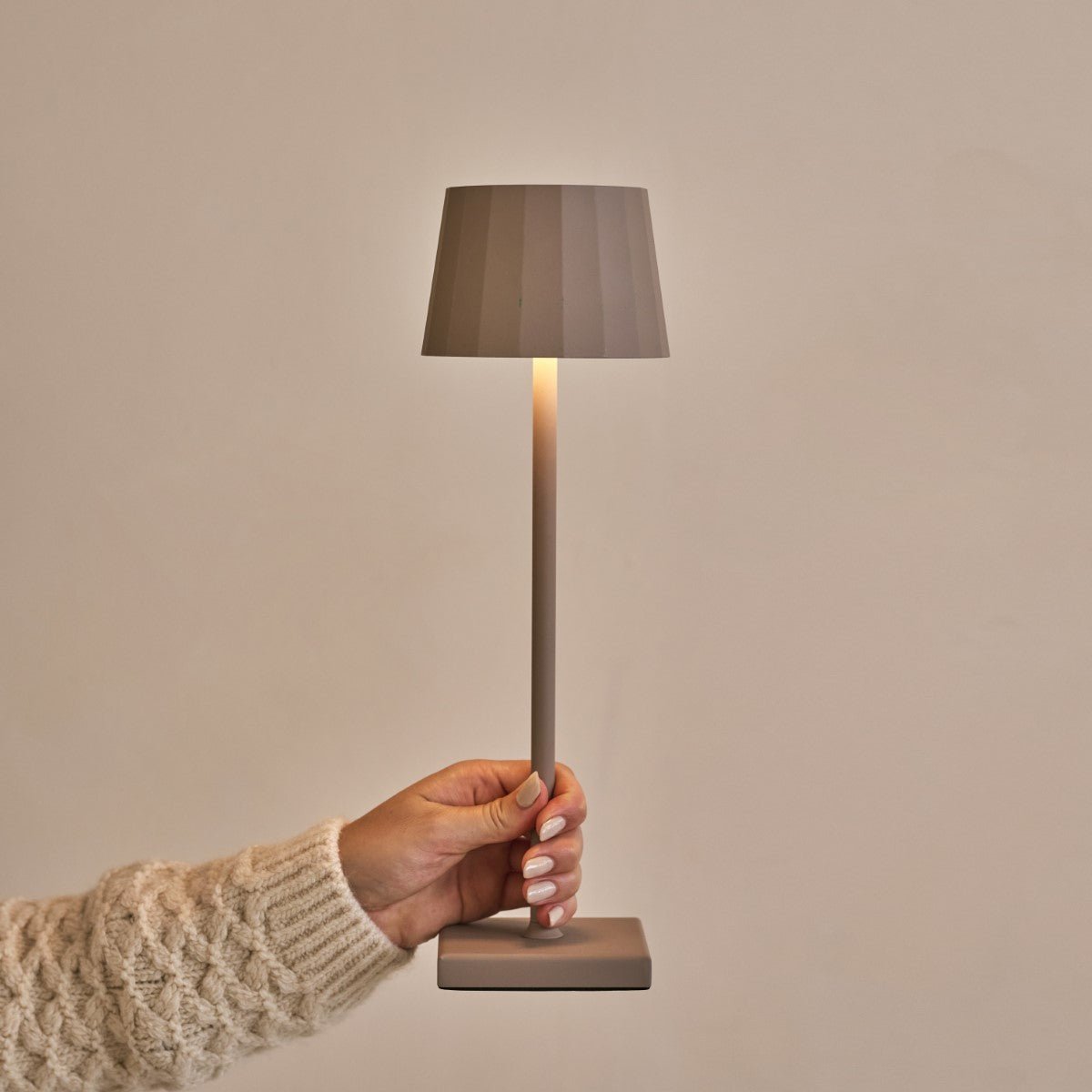 Wouter Koala Brown Table Lamp – Wireless Dimmable Lighting - CozyVibe.eu